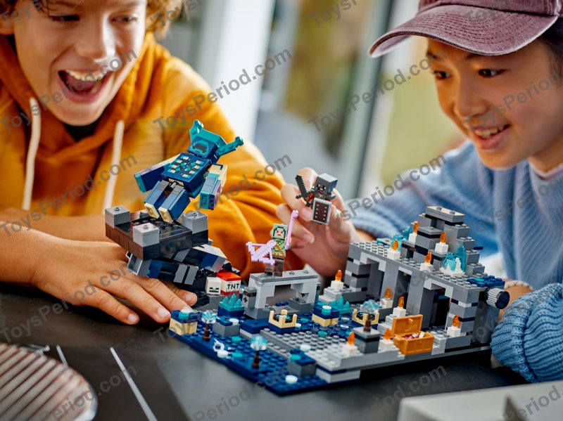 LEGO 21246 The Deep Dark Battle Set Parts List