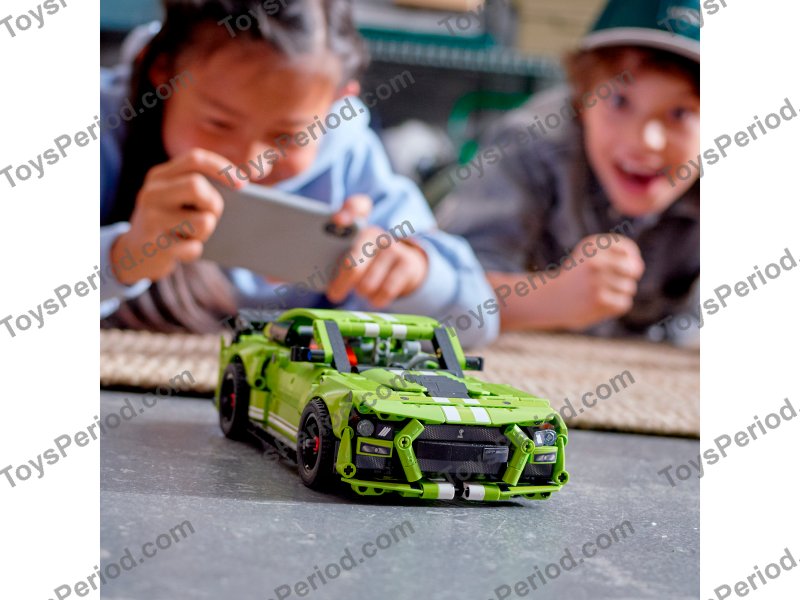 LEGO 42138 Ford Mustang Shelby GT500 Set Parts List