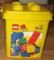 LEGO 2272 Medium Bucket Set Parts List